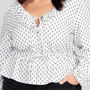 Old Navy Large, Black & White Patterned Ruffled Long Sleeve Tie Detail Blouse